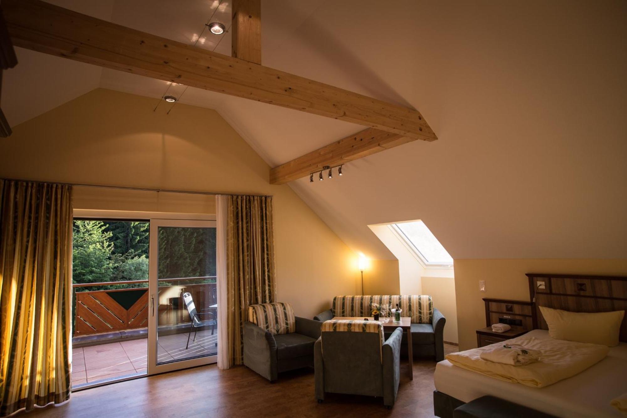 Wald-Hotel Heppe Dammbach ห้อง รูปภาพ