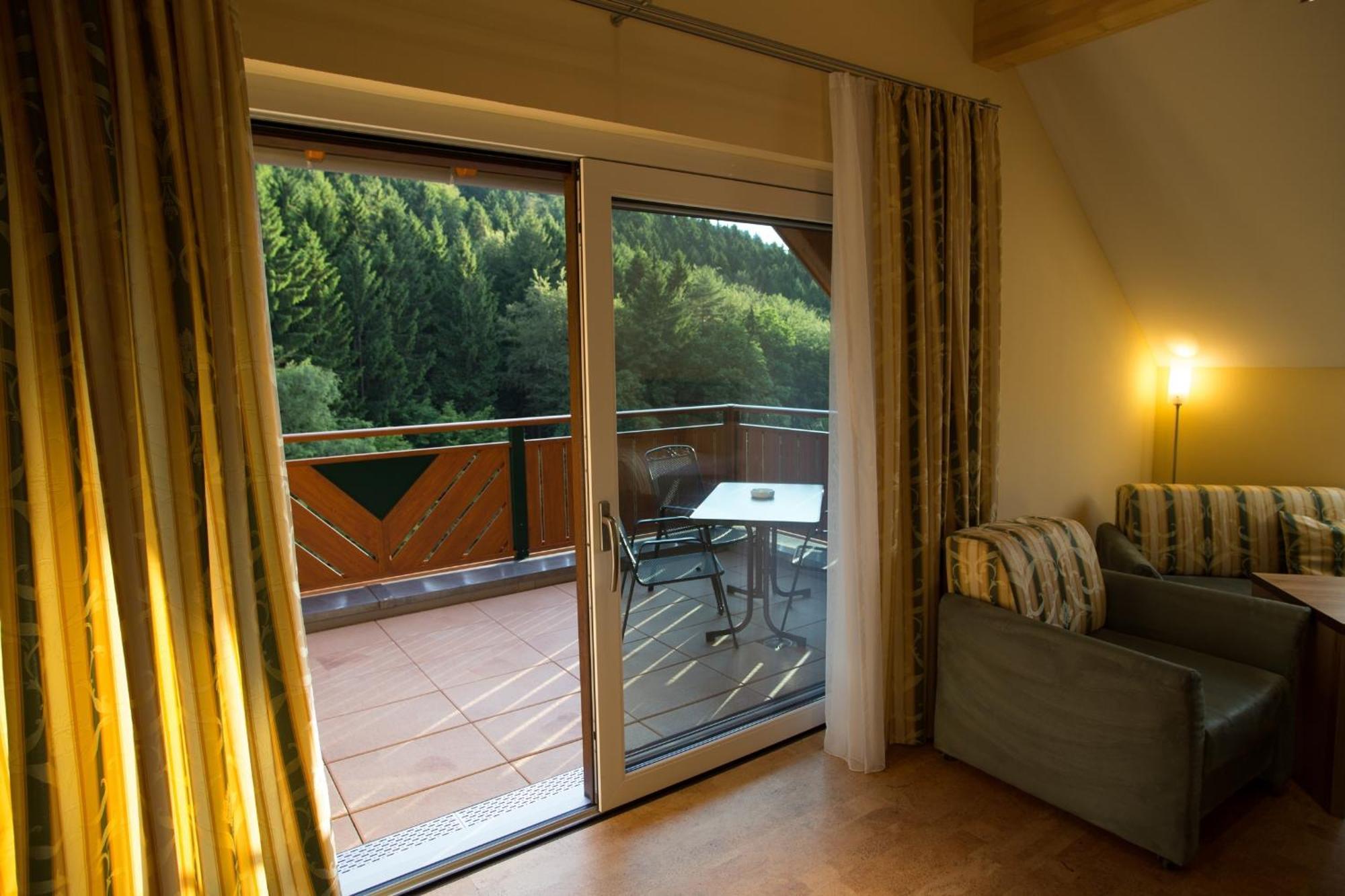Wald-Hotel Heppe Dammbach ห้อง รูปภาพ